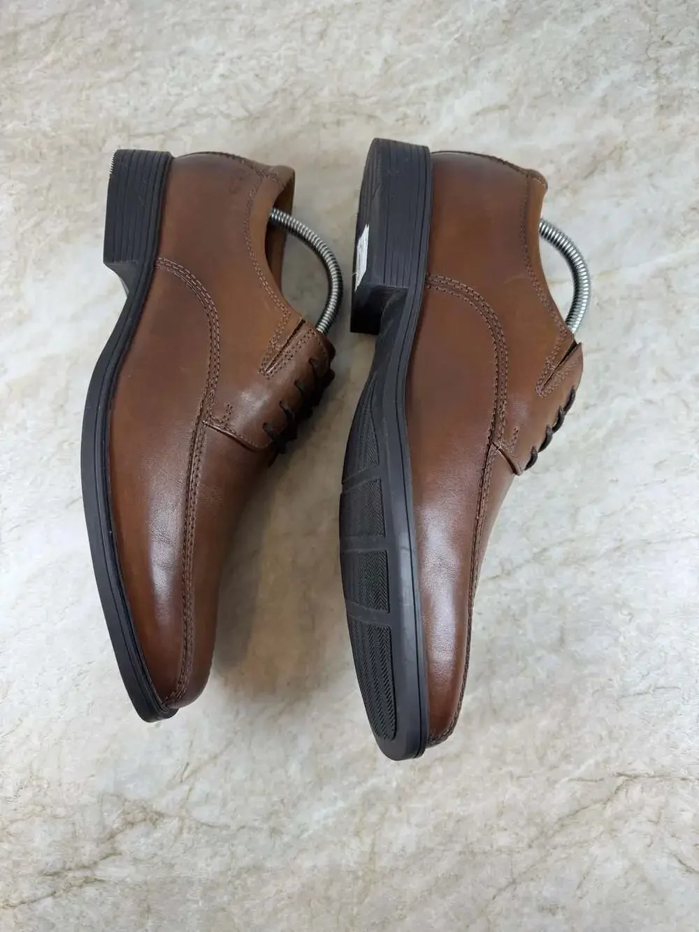 Clarks Tilden Walk Mens 9 M Dark Tan Brown Leather Oxford Dress Shoes
